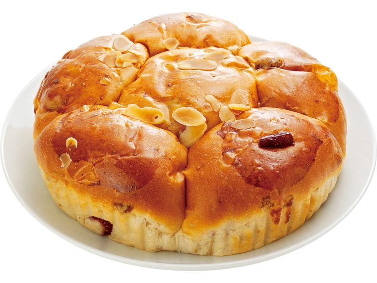 北海道産小麦　森の木の実と果実のパン 1個