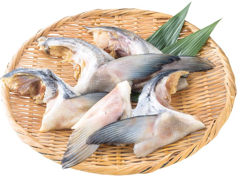 北海道産塩秋鮭かま３５０ｇ　　　　　　