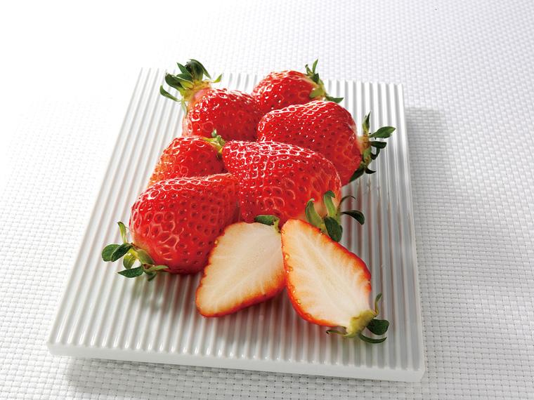 モグラのいちご（品種おまかせ） 250g（サイズおまかせ）