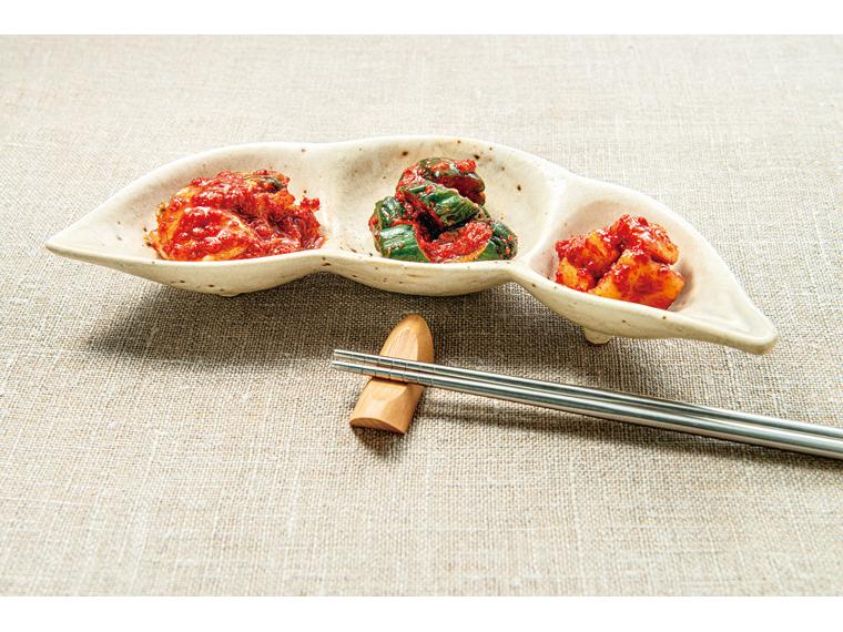 大阪鶴橋の味　熟成こくと旨味のキムチ盛り合せ 240g