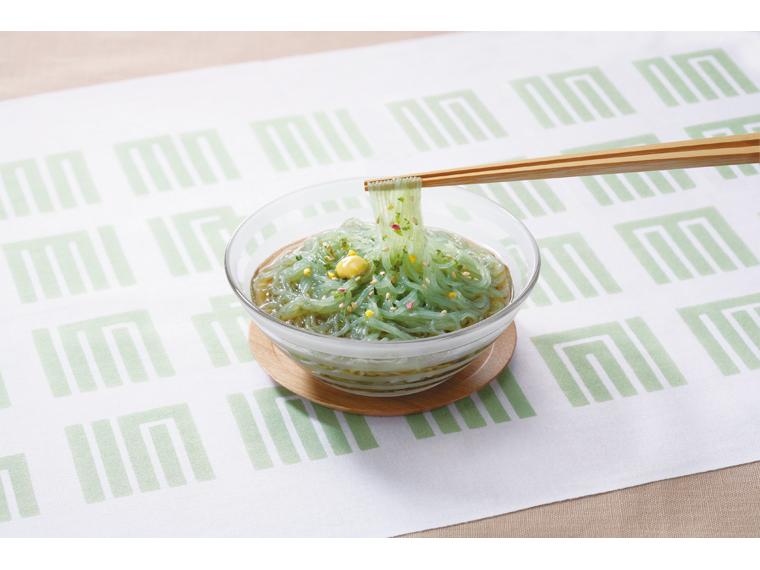 こんにゃくそうめん 3食370.8g（ドレッシング・ふりかけ・からし　各3袋付）