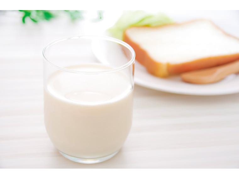 ひとつ上の豆乳　成分無調整 200ml×12